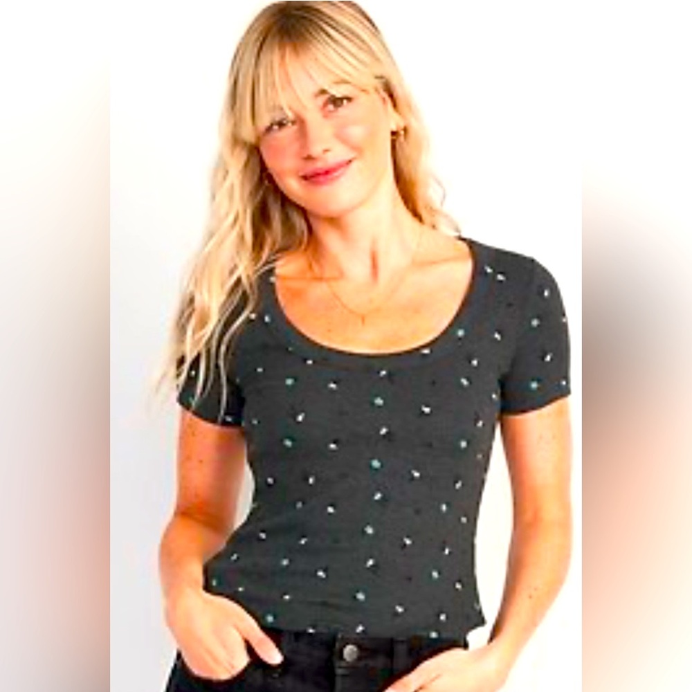 Fitted Floral Scoop-Neck T-shirt